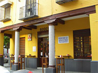 Bodega Santa Cruz - Las Columnas - Sevilla.